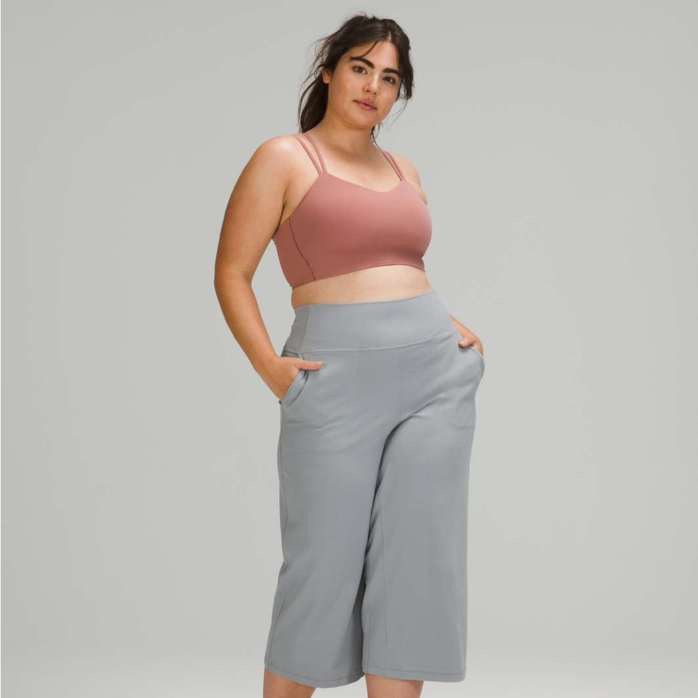 NWT lululemon Align 23” Wide Leg Super High-Rise Crop in Rhino Gray